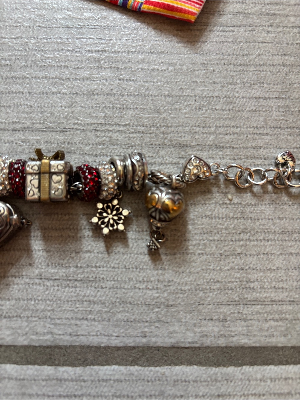 Brighton Christmas Bracelet - Picture 3 of 3